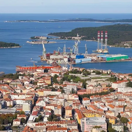 Apartament Main Square *