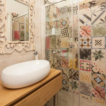 Main Square Apartman